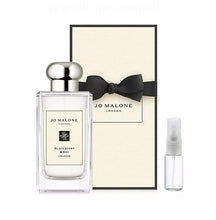 Carregar imagem no visualizador da galeria, Decant do Perfume Jo Malone Blackberry &amp; Bay + 1 Brinde Grátis COD.78139

